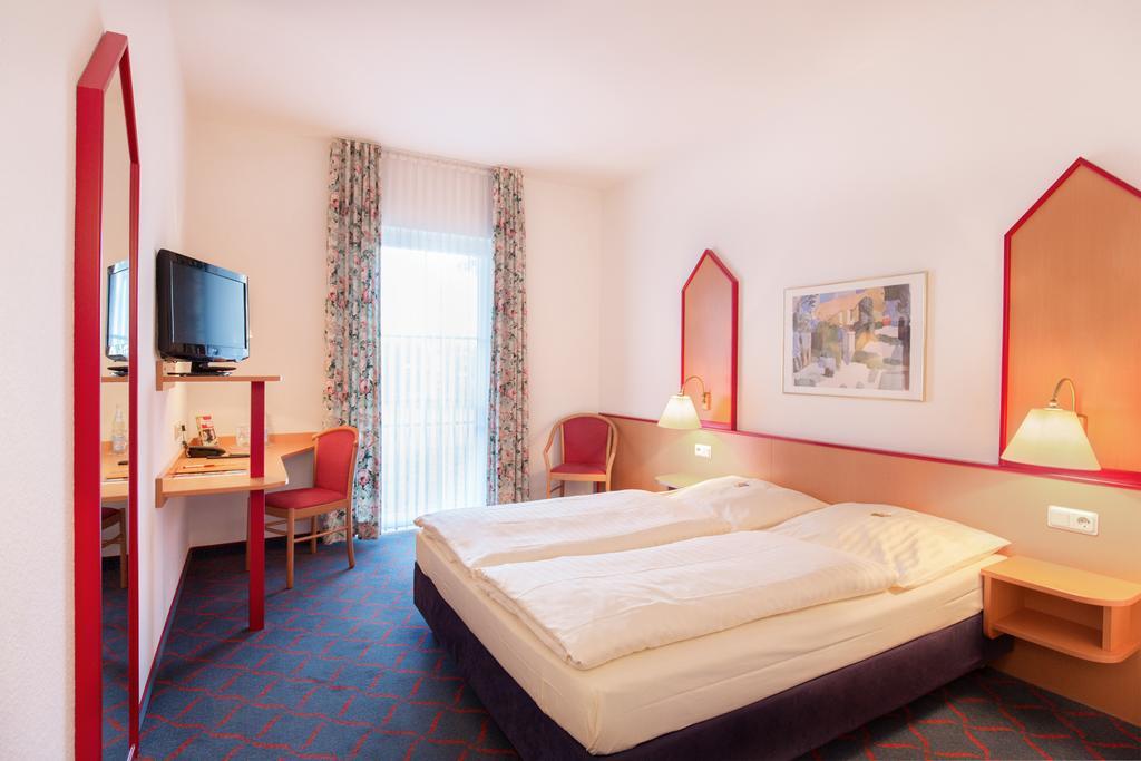 Hotel Montana Lauenau Kültér fotó