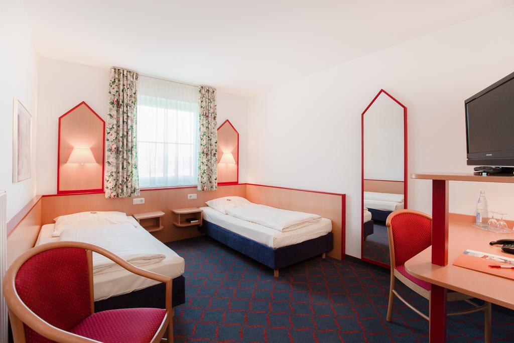 Hotel Montana Lauenau Kültér fotó