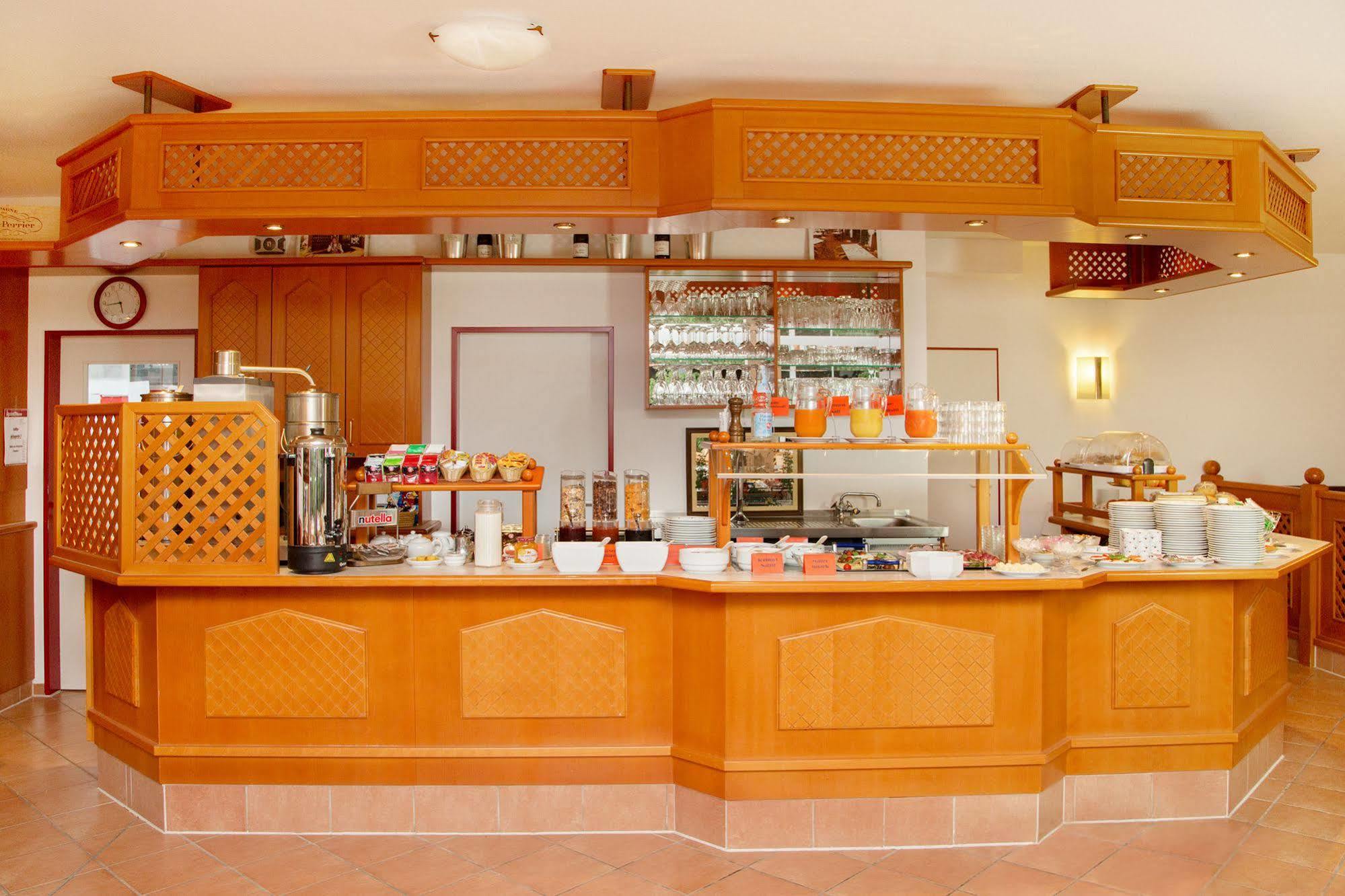 Hotel Montana Lauenau Kültér fotó
